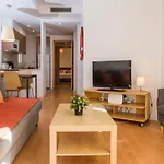 SF2 - Sagrada Familia bright&quiet apartment