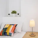 SF2 - Sagrada Familia bright&quiet apartment