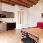 Apartment Nou De La Rambla