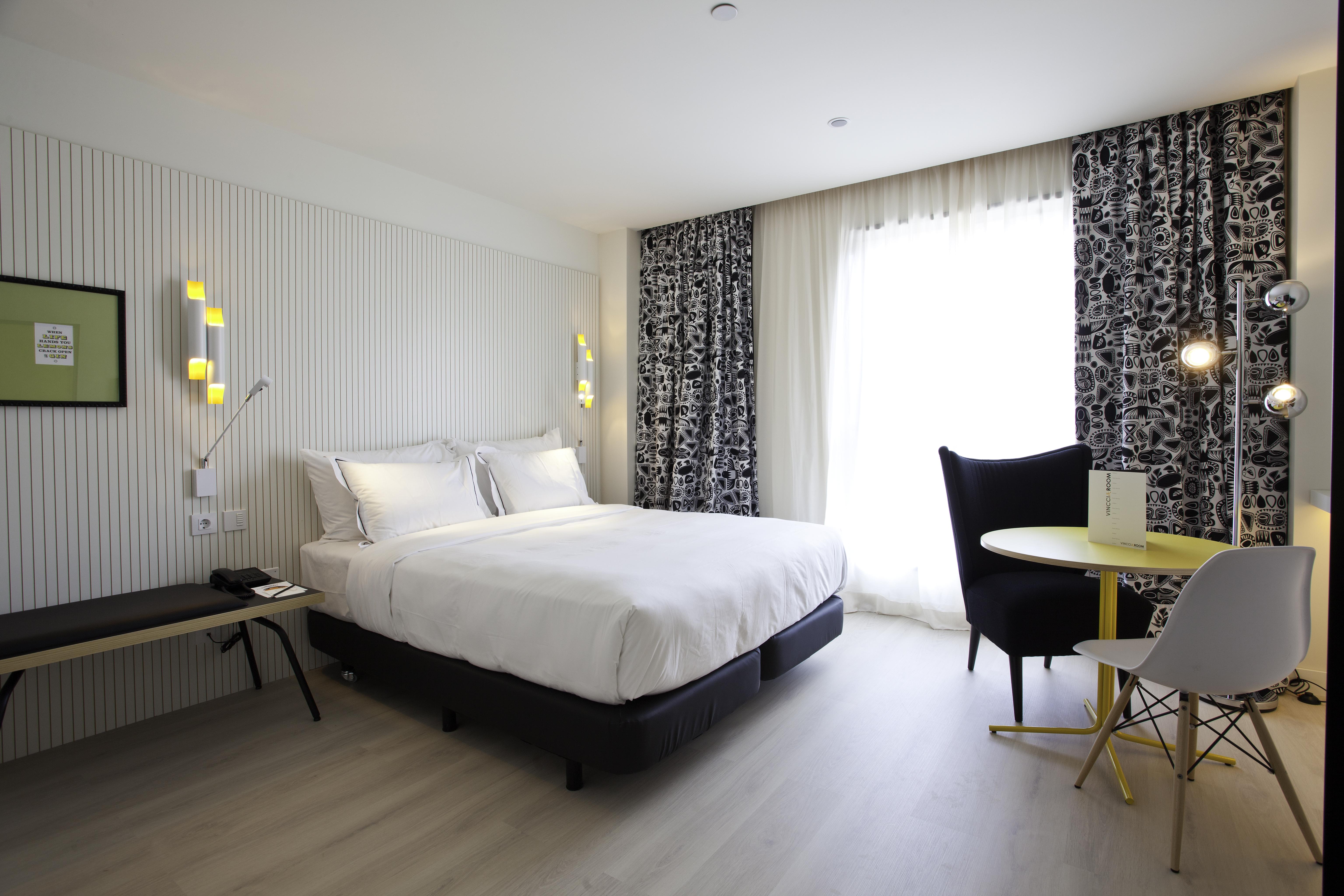 Hotel Vincci Bit 4*