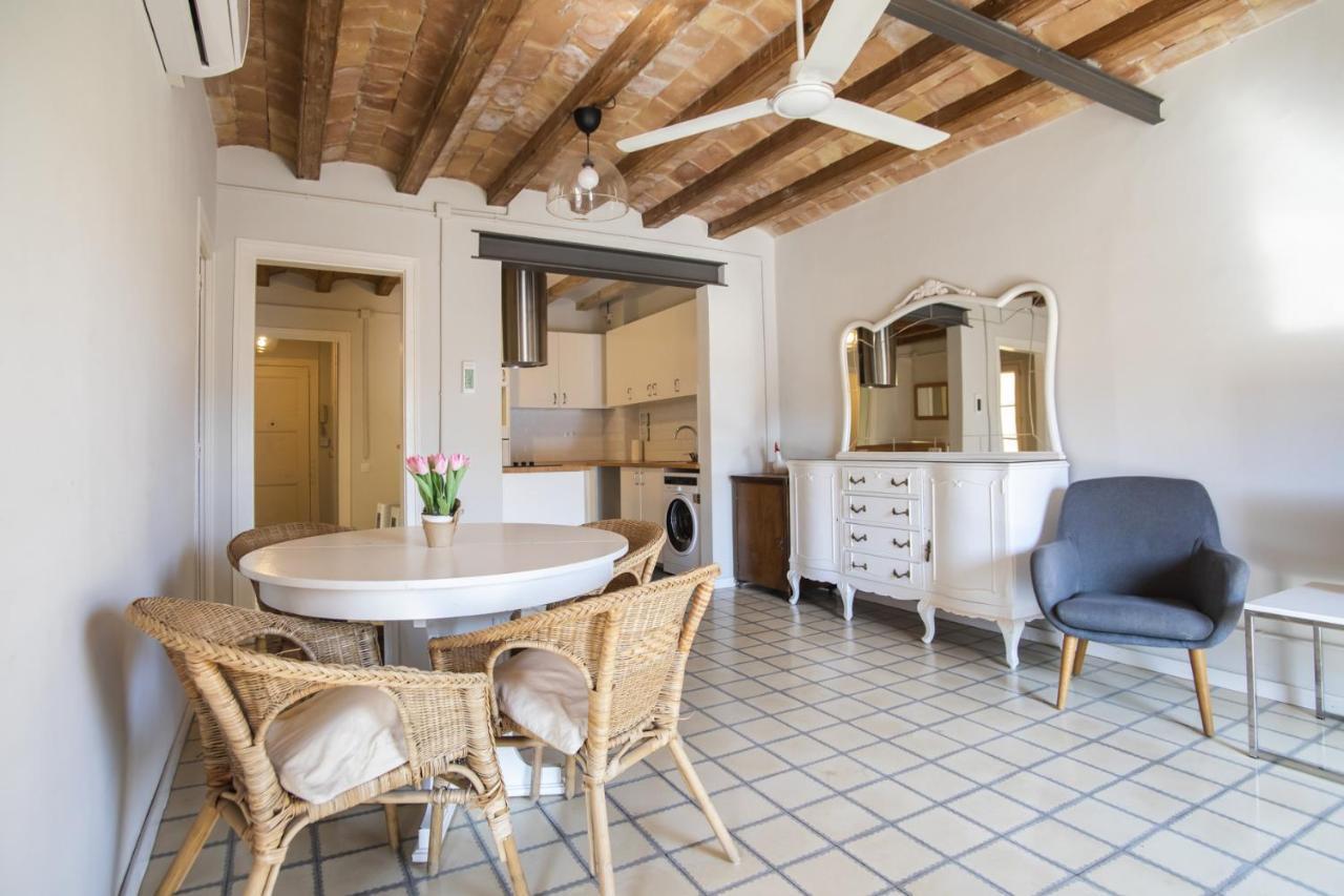 41cob1019- Charming Rustic Apartment