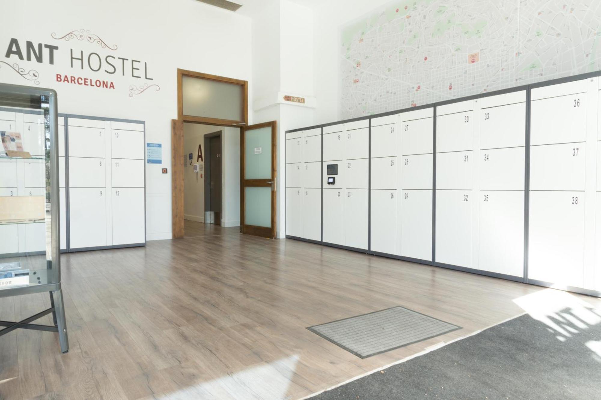 Ant Hostal Barcelona