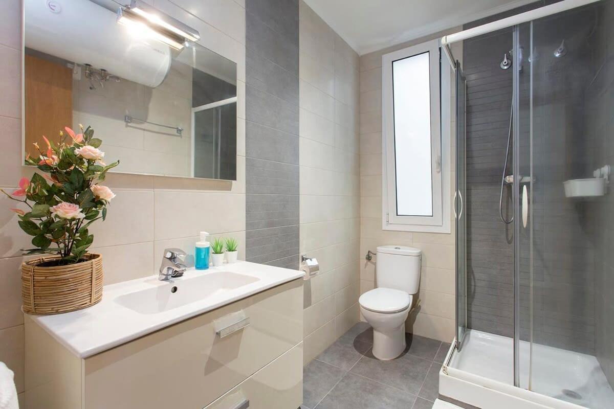 Apartamento Sunny 3bd Only For Families In Poblenou Next To The Sea! *