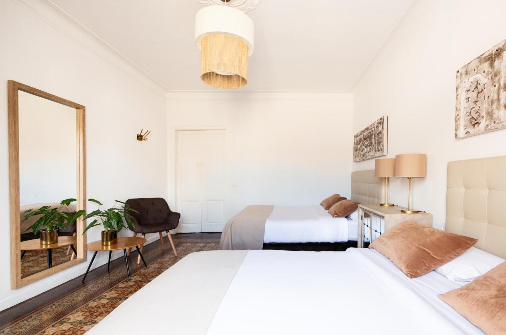 Sunny Bcn Hostal