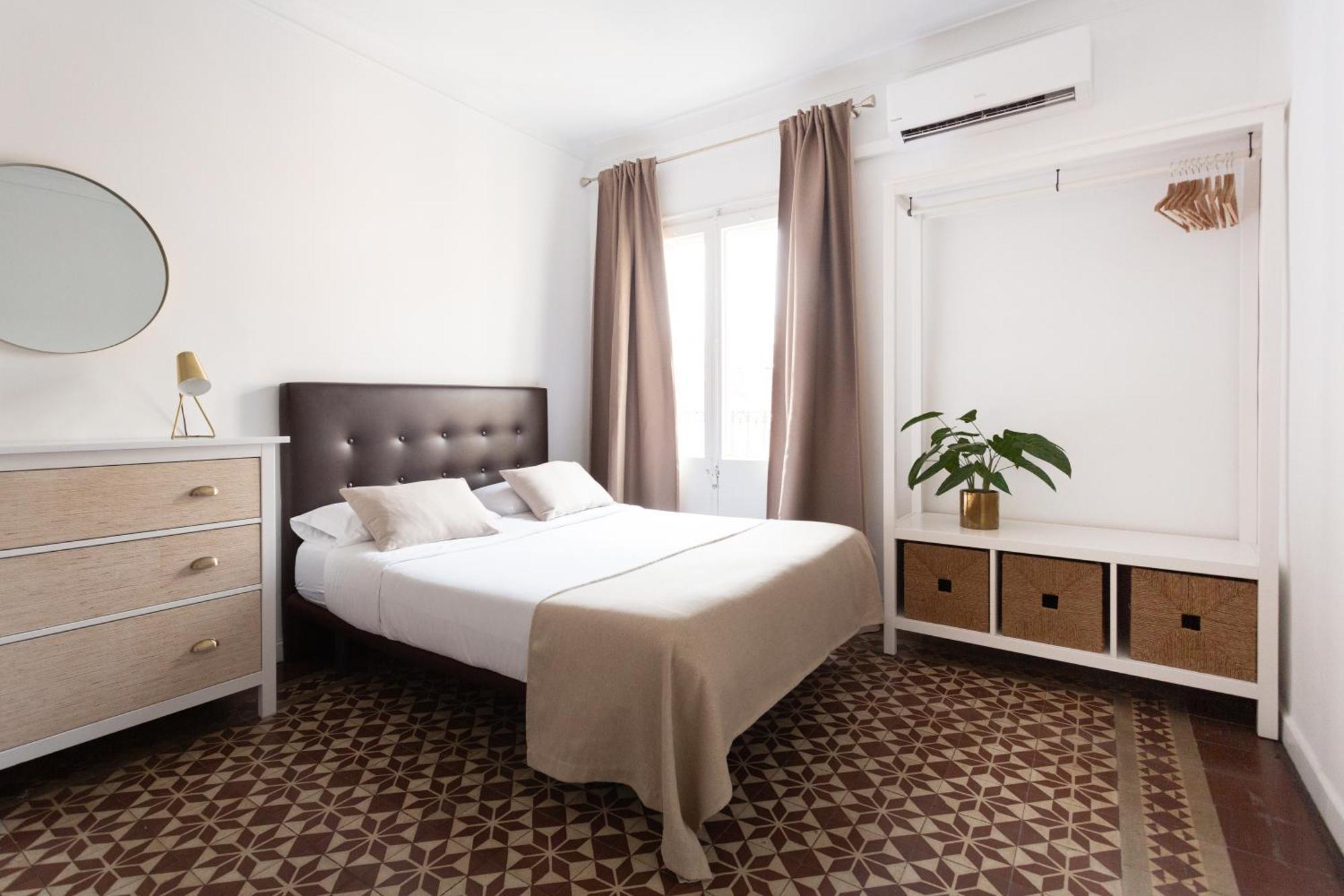Sunny Bcn Hostal *