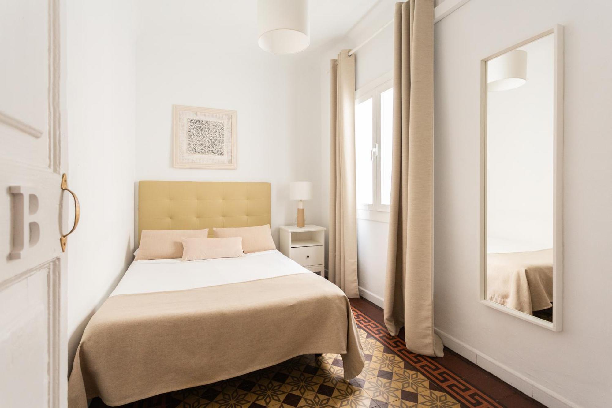 Sunny Bcn Hostal *