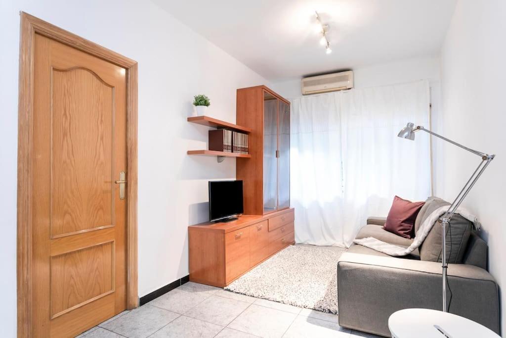 Cozy 2bdr In Sant Andreu *