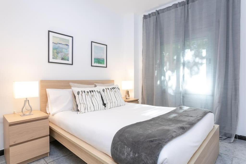 Cozy 2bdr In Sant Andreu Apartamento Barcelona
