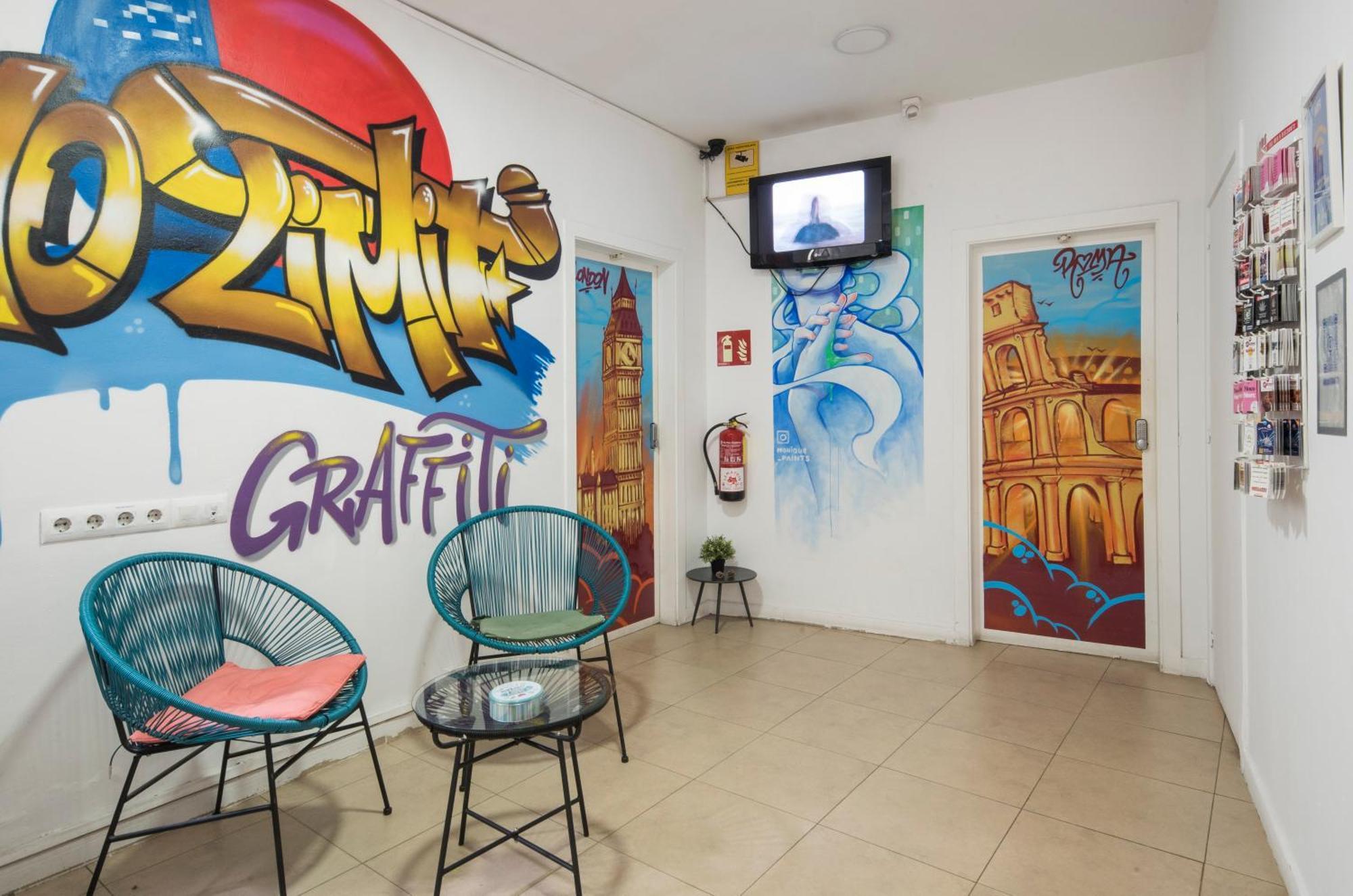 No Limit Graffiti Hostal