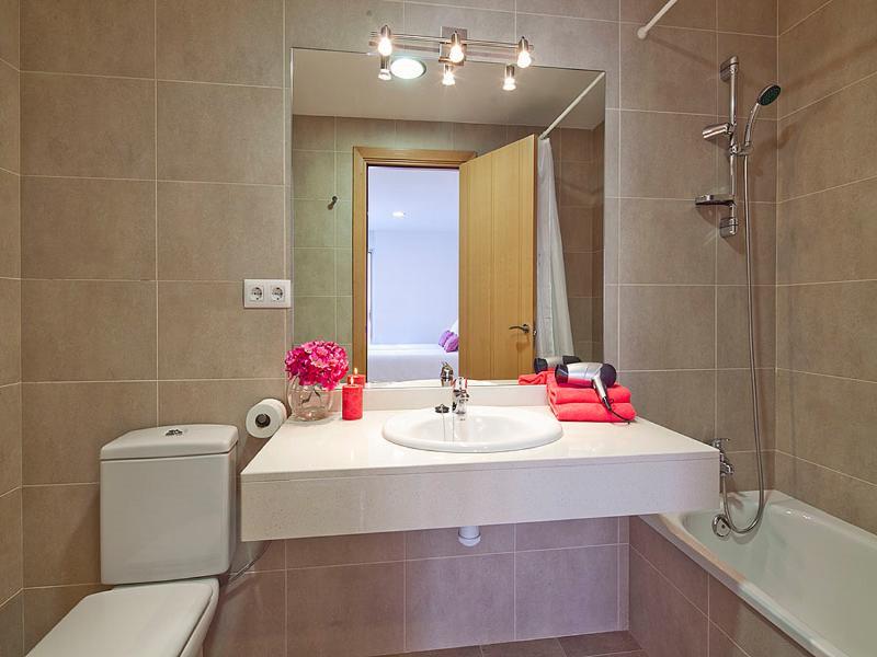 Charm Paralel Hotel