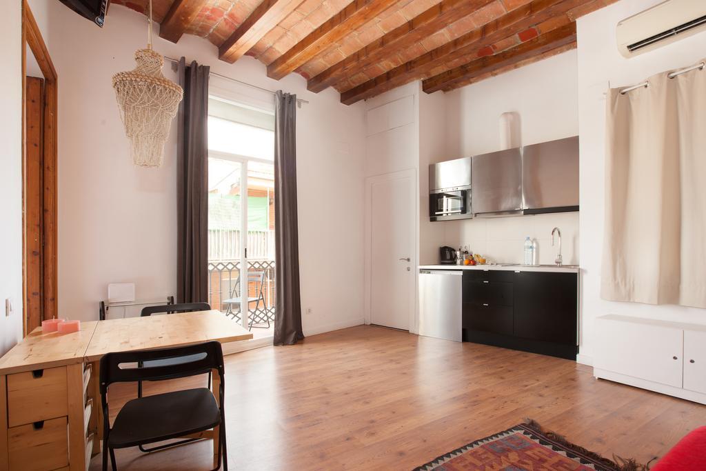 Nou De La Rambla Apartamento