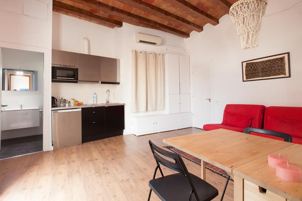 Nou De La Rambla Apartamento *
