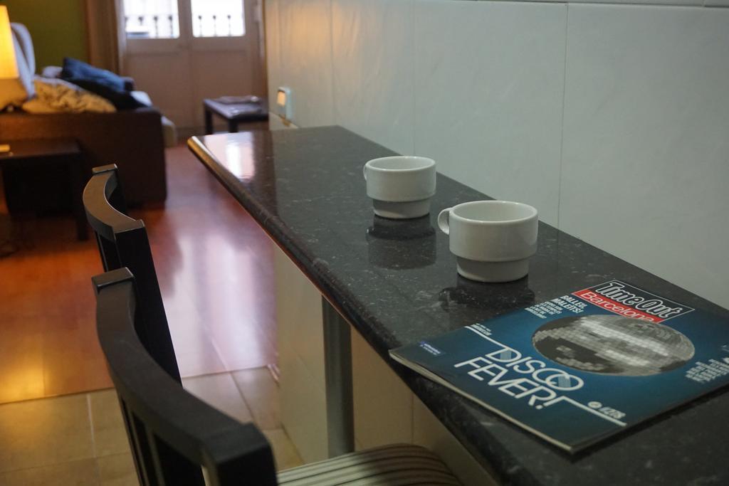 Aparteasy - Montjuic & Fira Apartamento