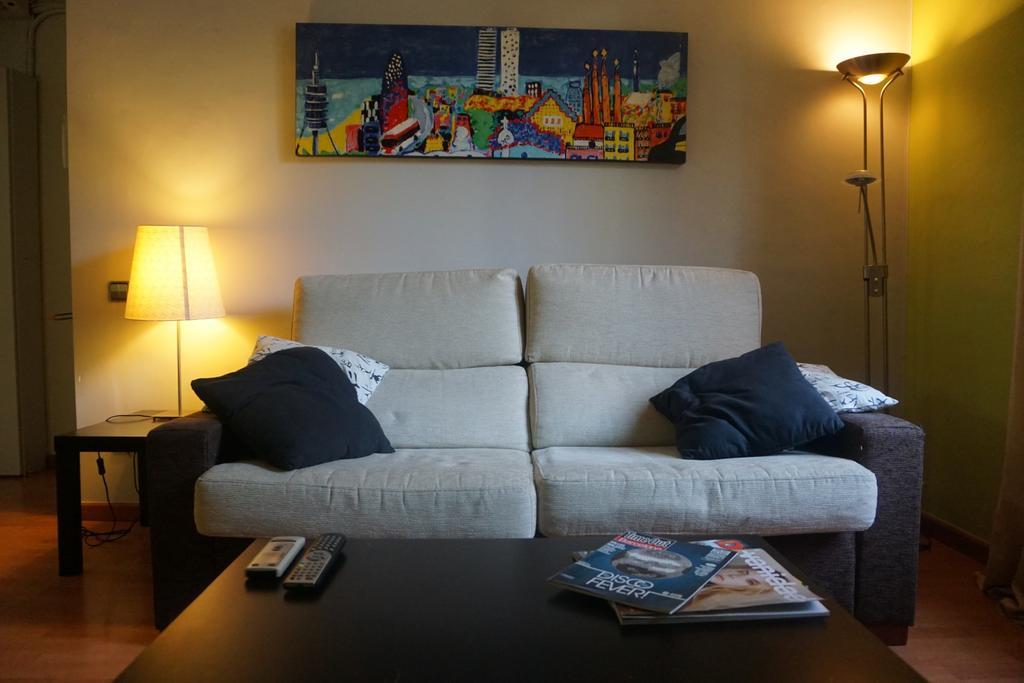 Aparteasy - Montjuic & Fira *