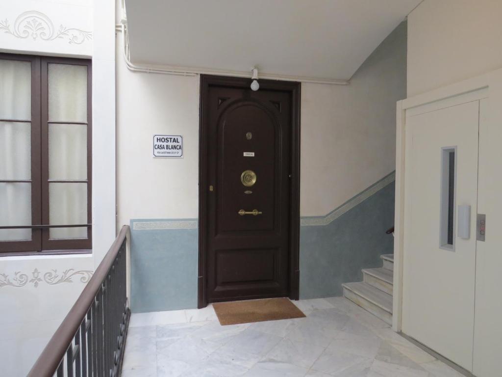 Casa Blanca Pensión 2*