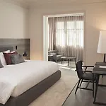 Casagrand Luxury Suites