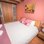 Rustic Poble Sec Apartment
