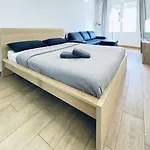 Apl Sants Lofts Bcn Fira Camp Nou