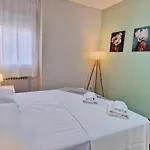 Modern Apartment Close To The Camp Nou Stadium