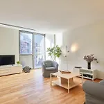 Bbarcelona Placa Universitat Flat