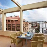 Apartamentos Calvet