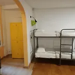 Diagonal House Hostel
