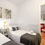 Park Guell Gaudi 2 Bedroom Apartment