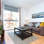 Cosy Apartment Near Sagrada Familia