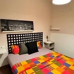 Spacious Room In Central Area A