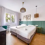 Bebarceloner Eixample Apartments - 4 Bedrooms