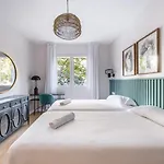 Bebarceloner Eixample Apartments - 4 Bedrooms
