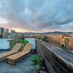 Amazing 3 bedroom penthouse in Plaza España