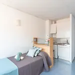 Residencia Universitaria Resa Lesseps