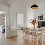 Look Barcelona Apartment