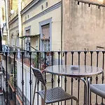 La Isla Hostal