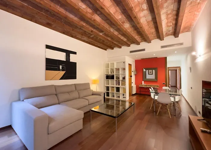 Rent Top Apartments near Plaza de Cataluña