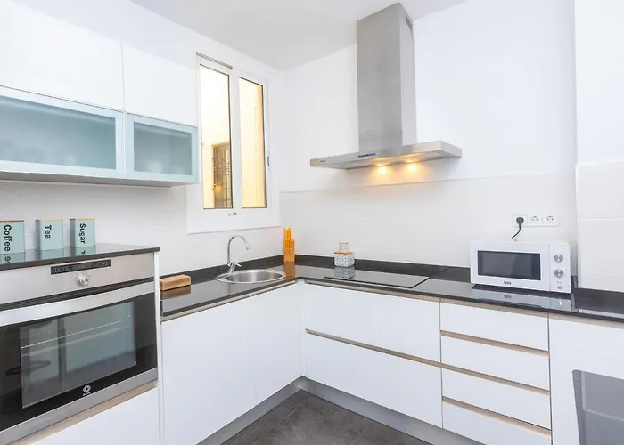 Apartment Eix-Dret-Roger De Lluria-Valencia By Interhome
