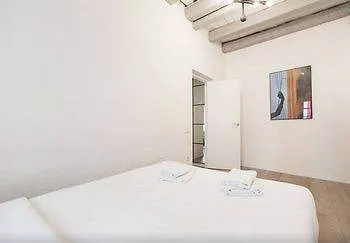 No 5 - The Streets Apartments