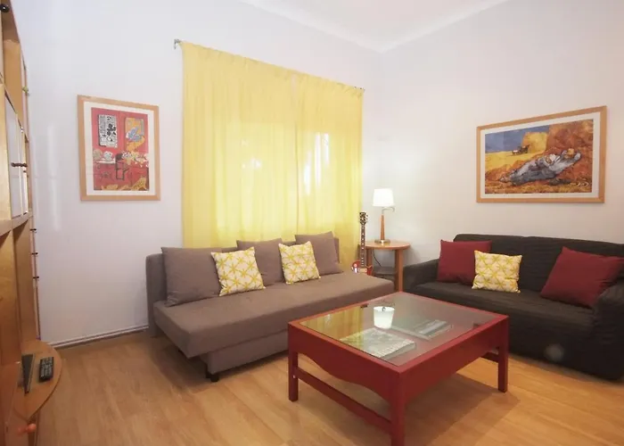 Lovely Apartment at Park Güell