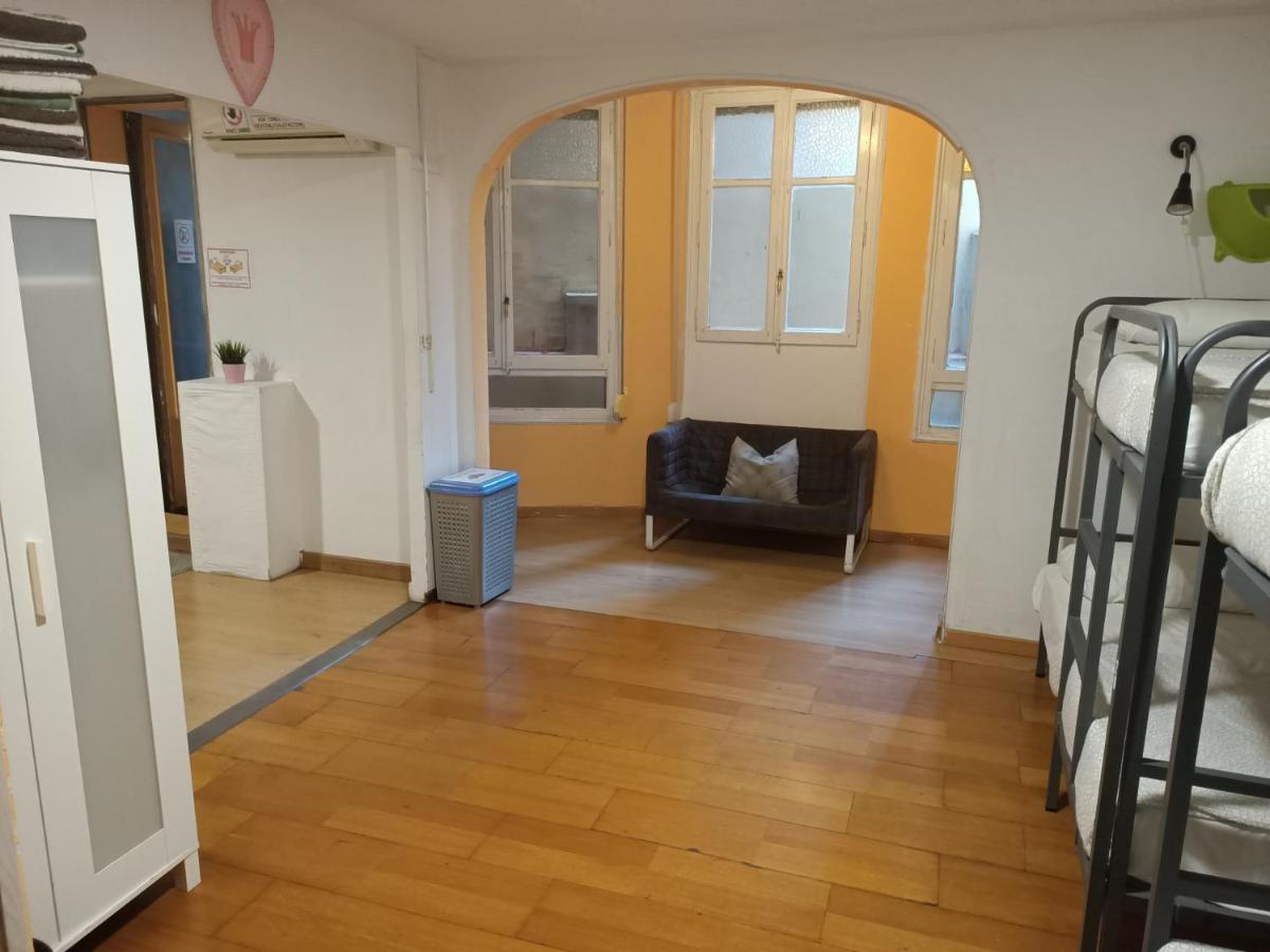 Diagonal House Hostal Barcelona