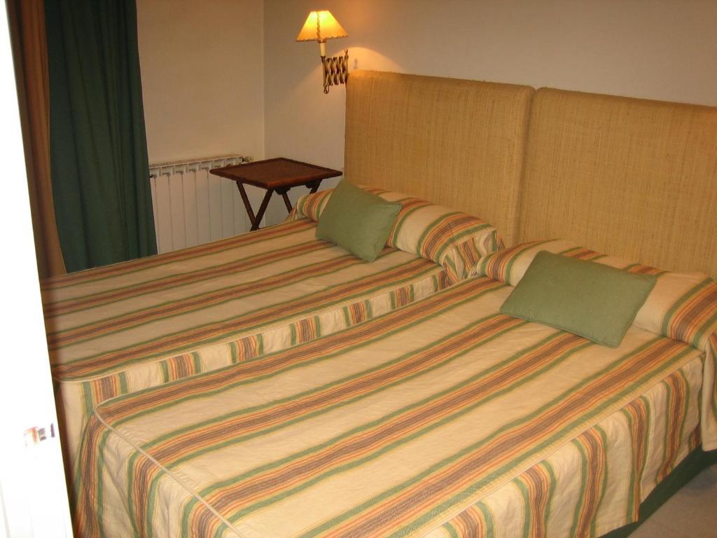 Sant Jordi Girona 97 Apartamento *