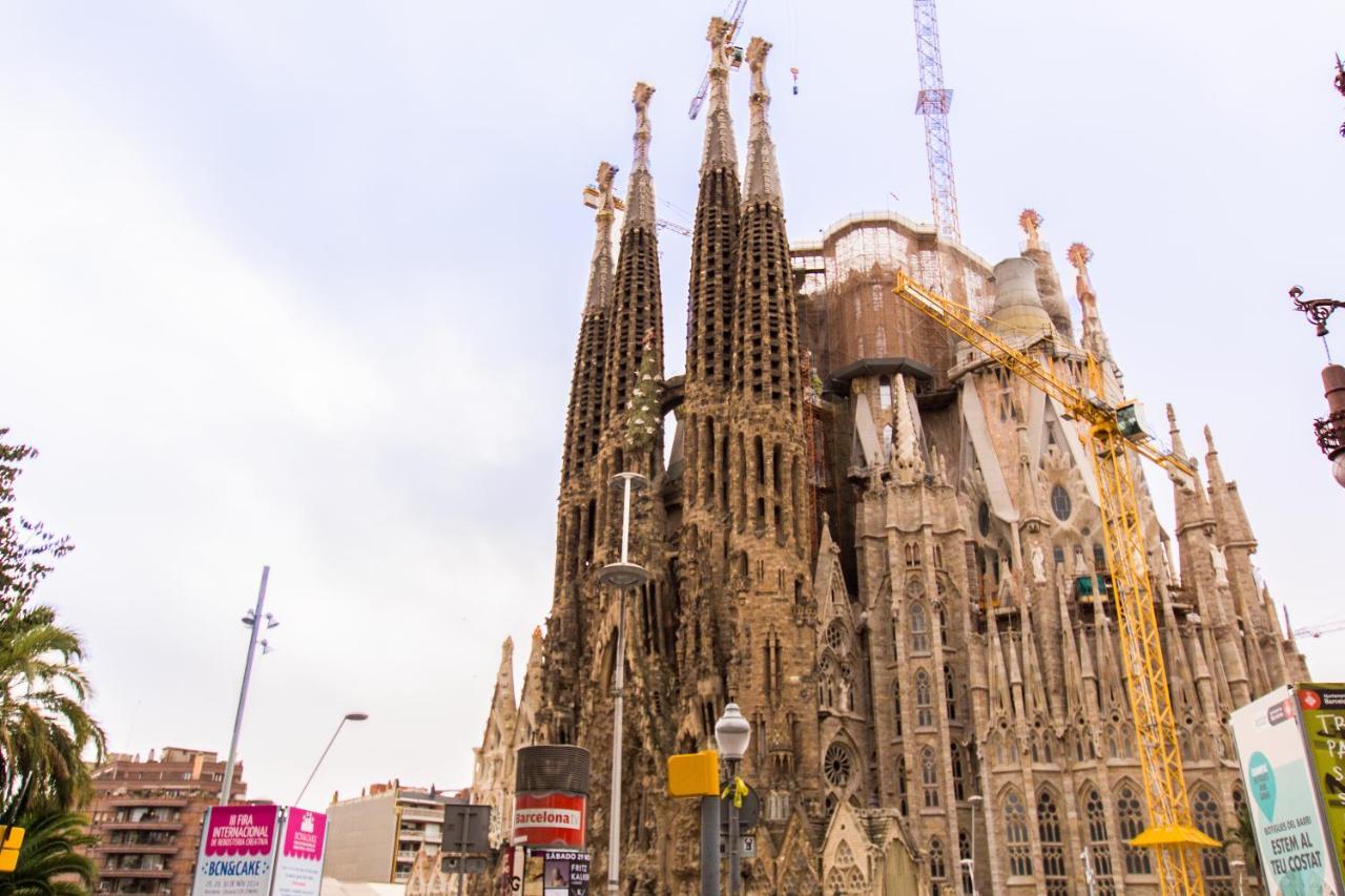Charm Sagrada Familia *