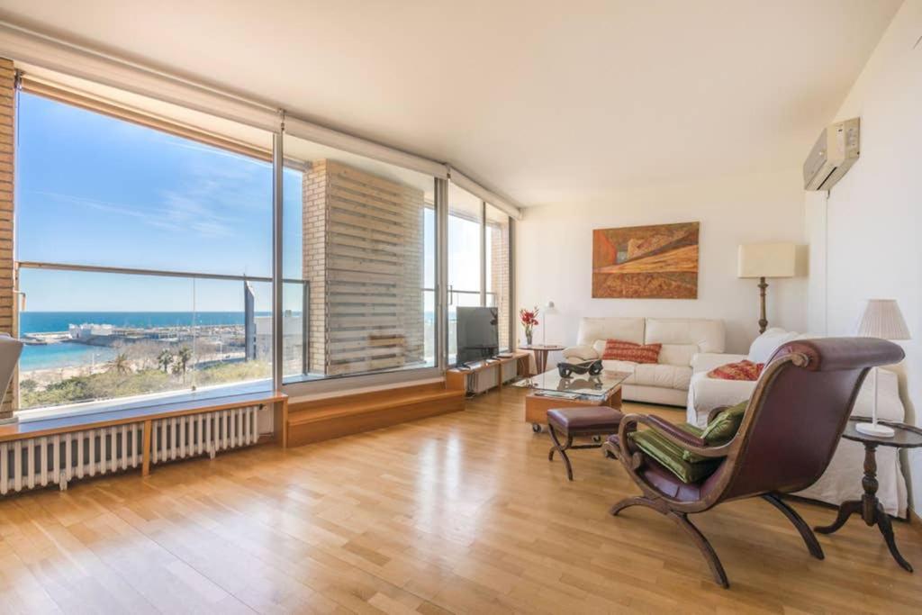 Sea Views & Skyline Apartamento