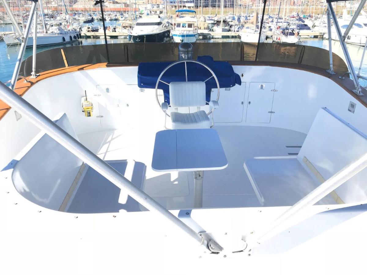 Toro Hotel en barco