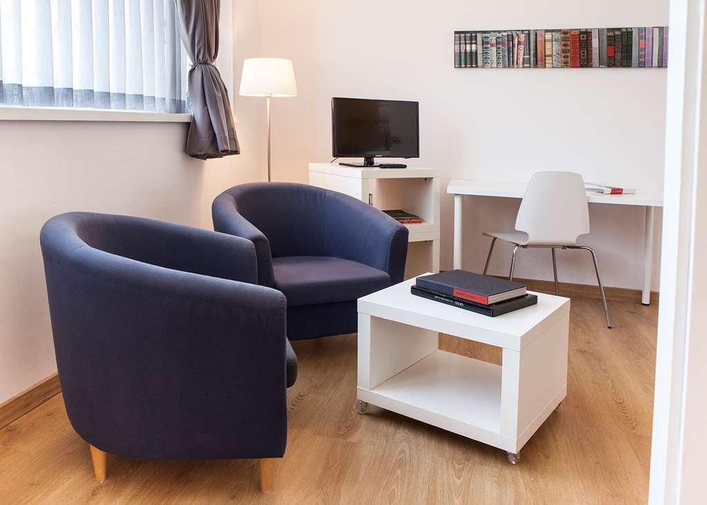 Atenea Hotel 4*