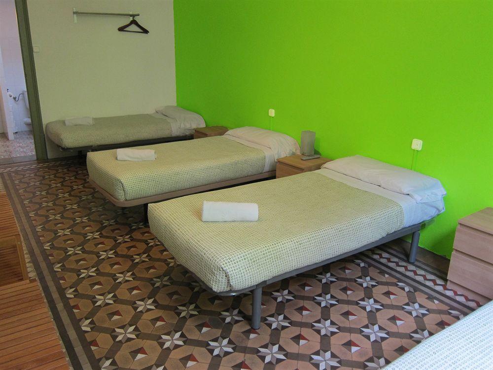Pensión Cosmopolitan Boutique Rambla Barcelona