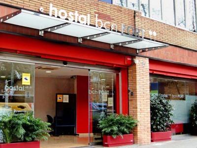 Yomo Bcn Port Guest house 2*