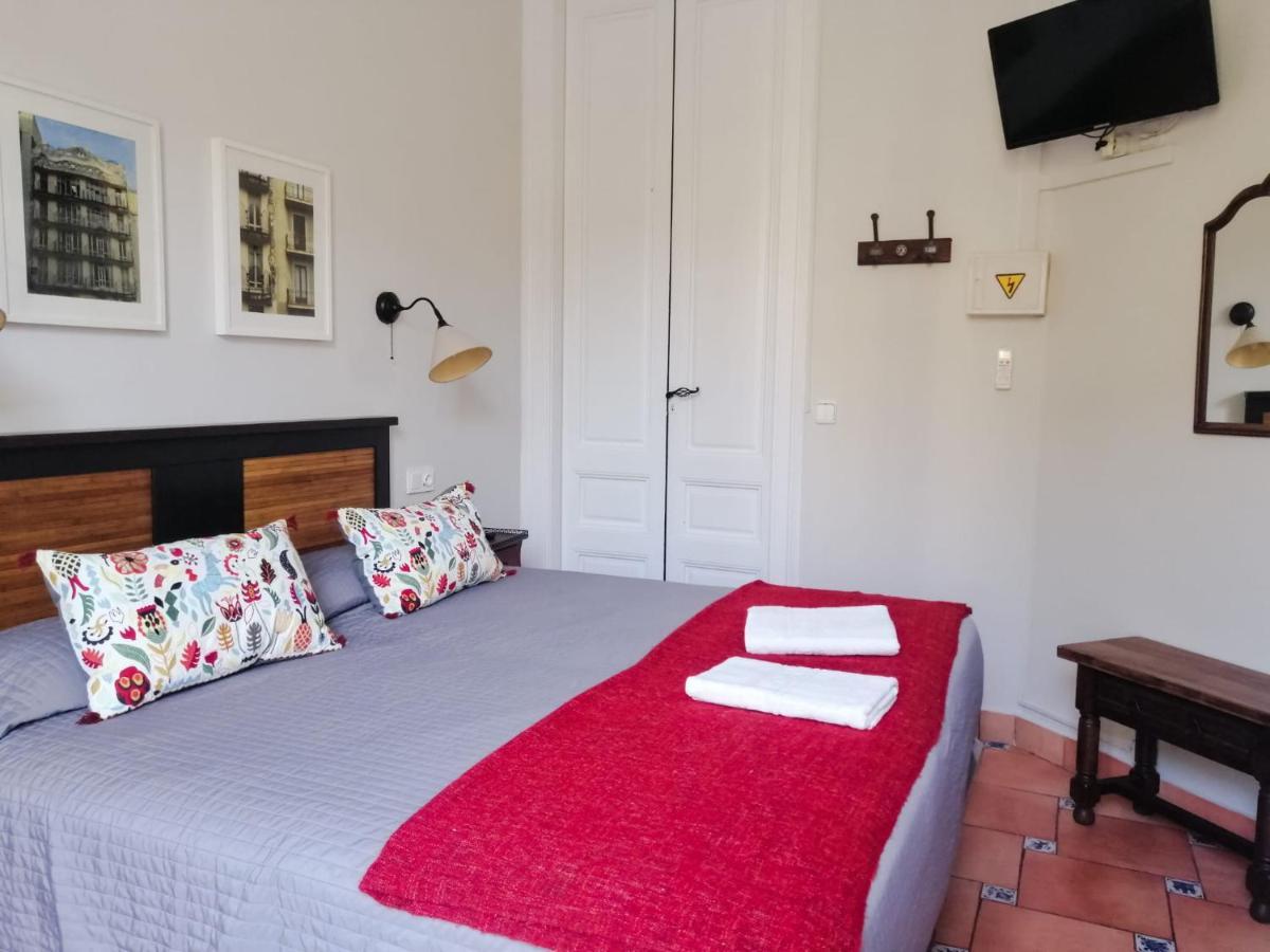 Guest house Casa Consell Gran Via, Barcelona