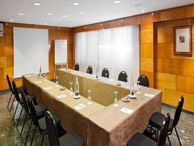 Nh Entenza Hotel