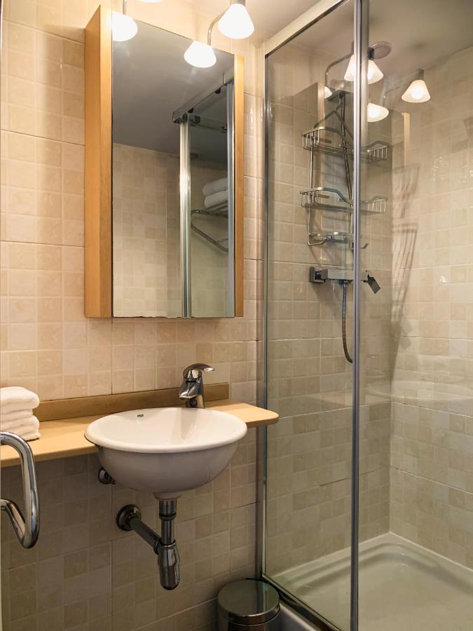 Incredible 2br Penthouse With Urban Rooftop Garden Apartment *